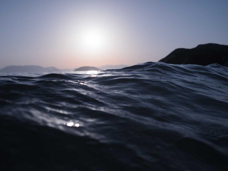 水世界漂流<br>pfvxnau.cn 深海钻井平台